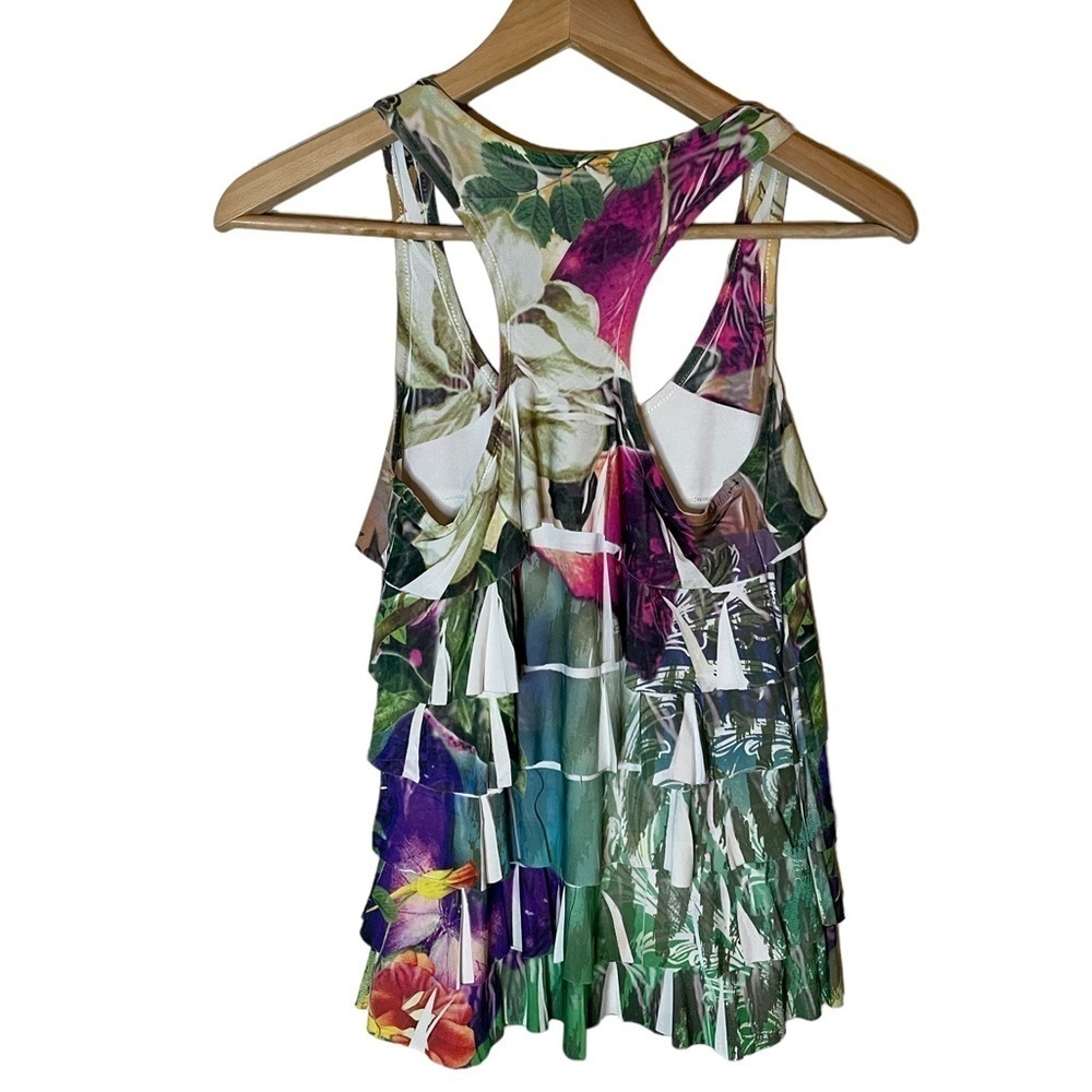 Twenty One Women’s Tiered Sleeveless Racerback Top Size S - Picture 2 of 4